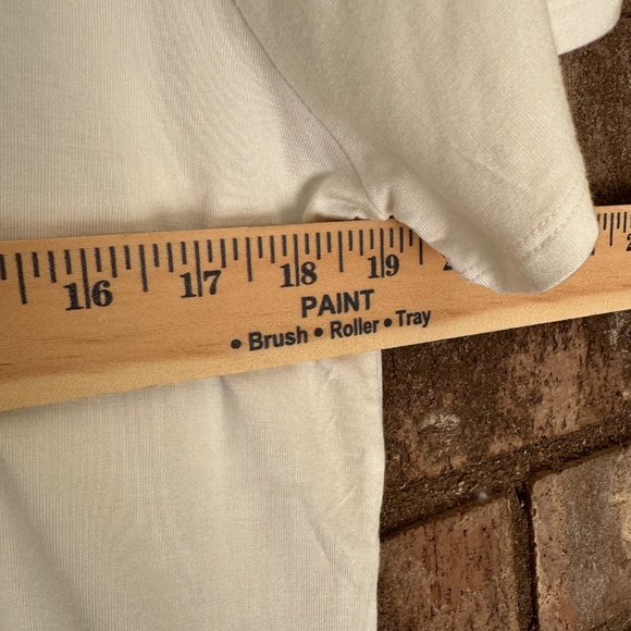 Nine West Soft Spun Rayon White Classic Tee Large - Picture 11 of 12